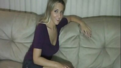 Tesão do cara deu uma chupada dura para a menina xvídeos caseiro brasileiro na garganta com cheio por dentro